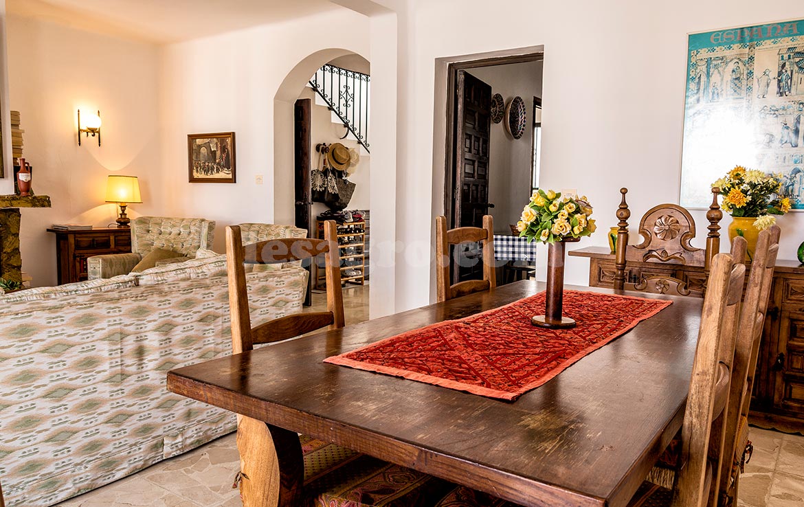 Town House in Nerja Capistrano