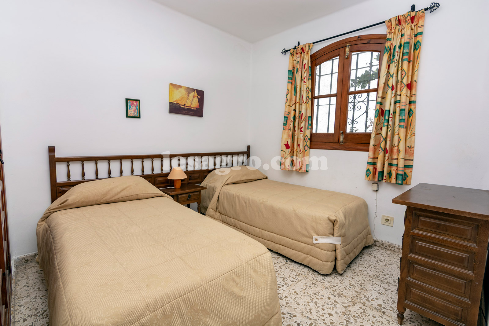 Lovely two bedroomed villa for sale in San Juan de Capistrano.