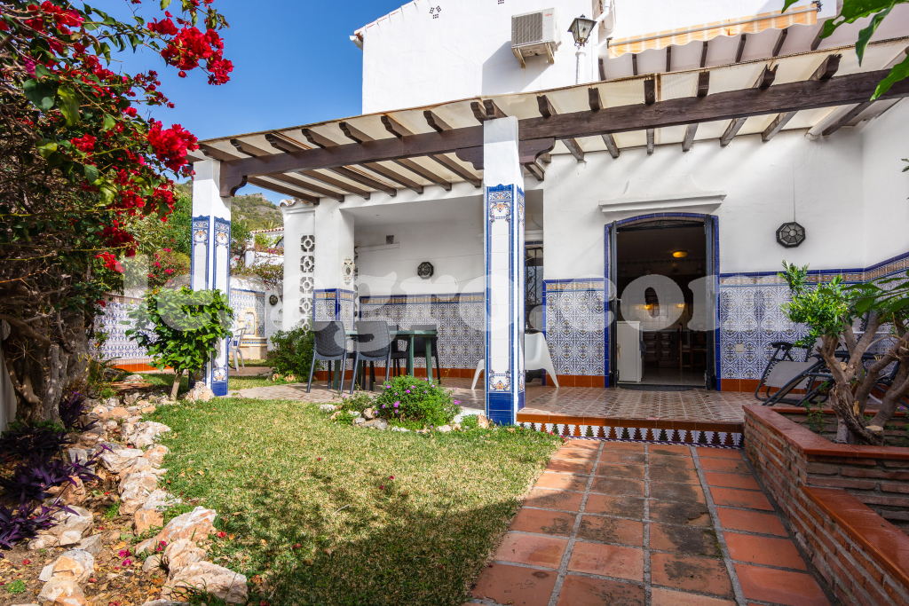 3 BEDROOMED PROPERTY IN SAN JUAN DE CAPISTRANO Lesagro