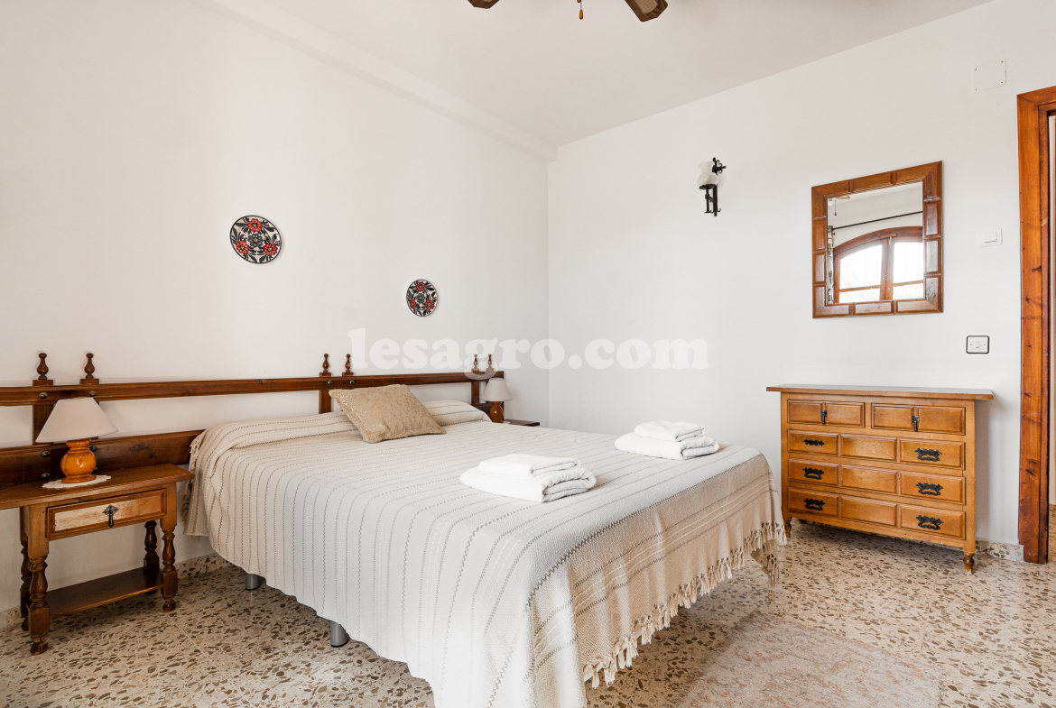 2 bedroomed property for sale in San Juan de Capistrano-nerja-4