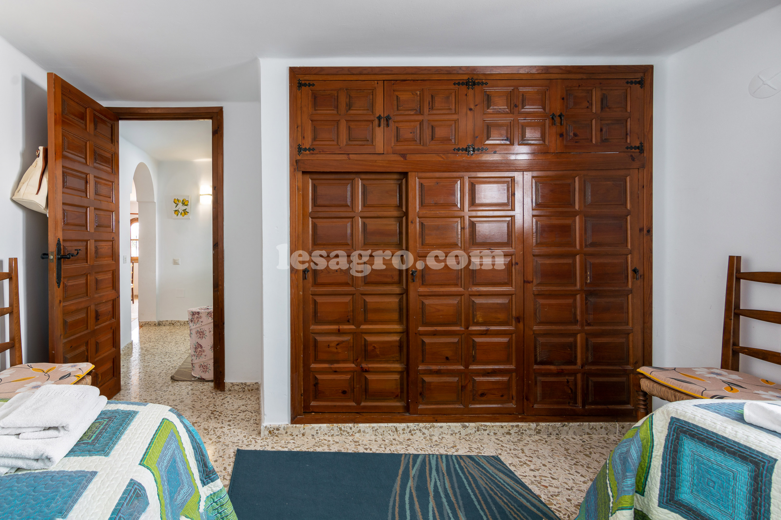 Beautiful Detached 3 bedroomed property with swimming pool in el capistrano village