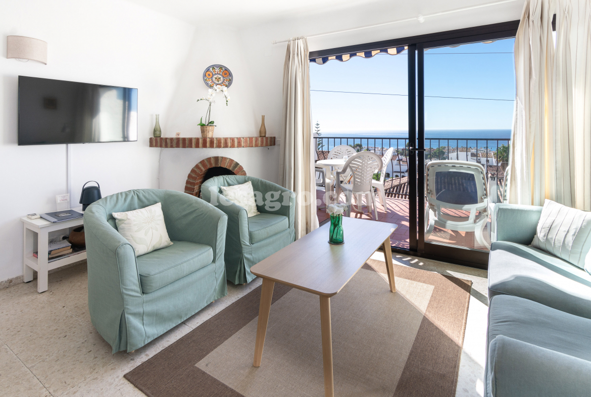 For sale one bedroomed unit with incredible views capistrano village