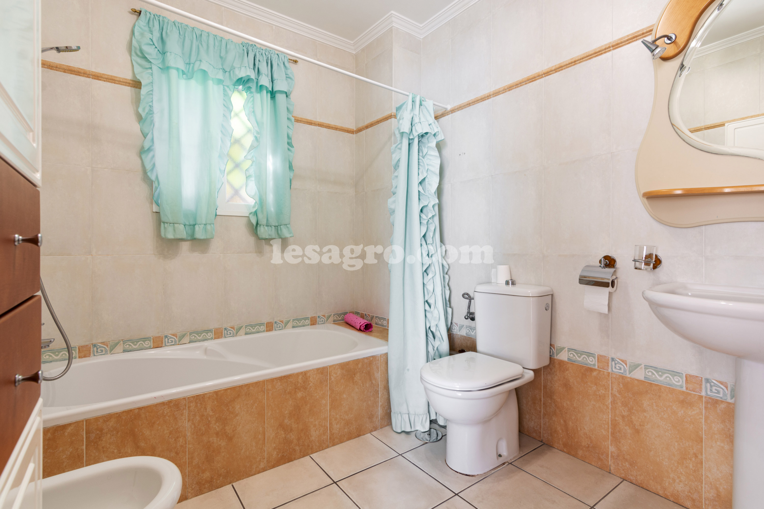 Lesagro - for sale-Beautiful 4 bedroomed detached villa-tamango hill-nerja -torrox