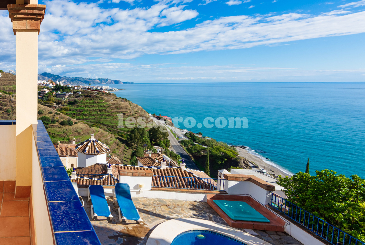 Lesagro - for sale-Beautiful 4 bedroomed detached villa-tamango hill-nerja -torrox
