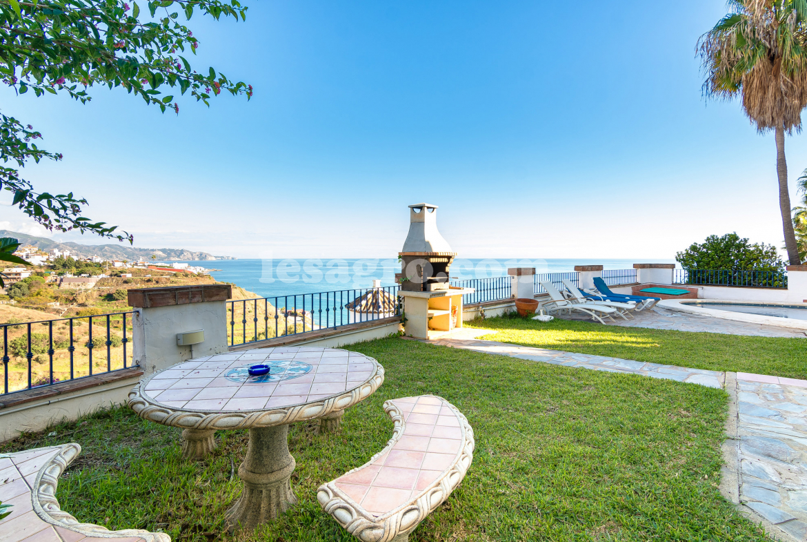 Lesagro - for sale-Beautiful 4 bedroomed detached villa-tamango hill-nerja -torrox