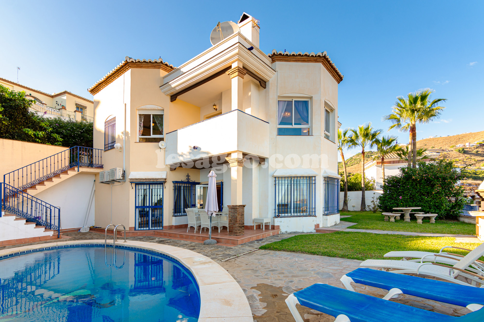 Lesagro - for sale-Beautiful 4 bedroomed detached villa-tamango hill-nerja -torrox