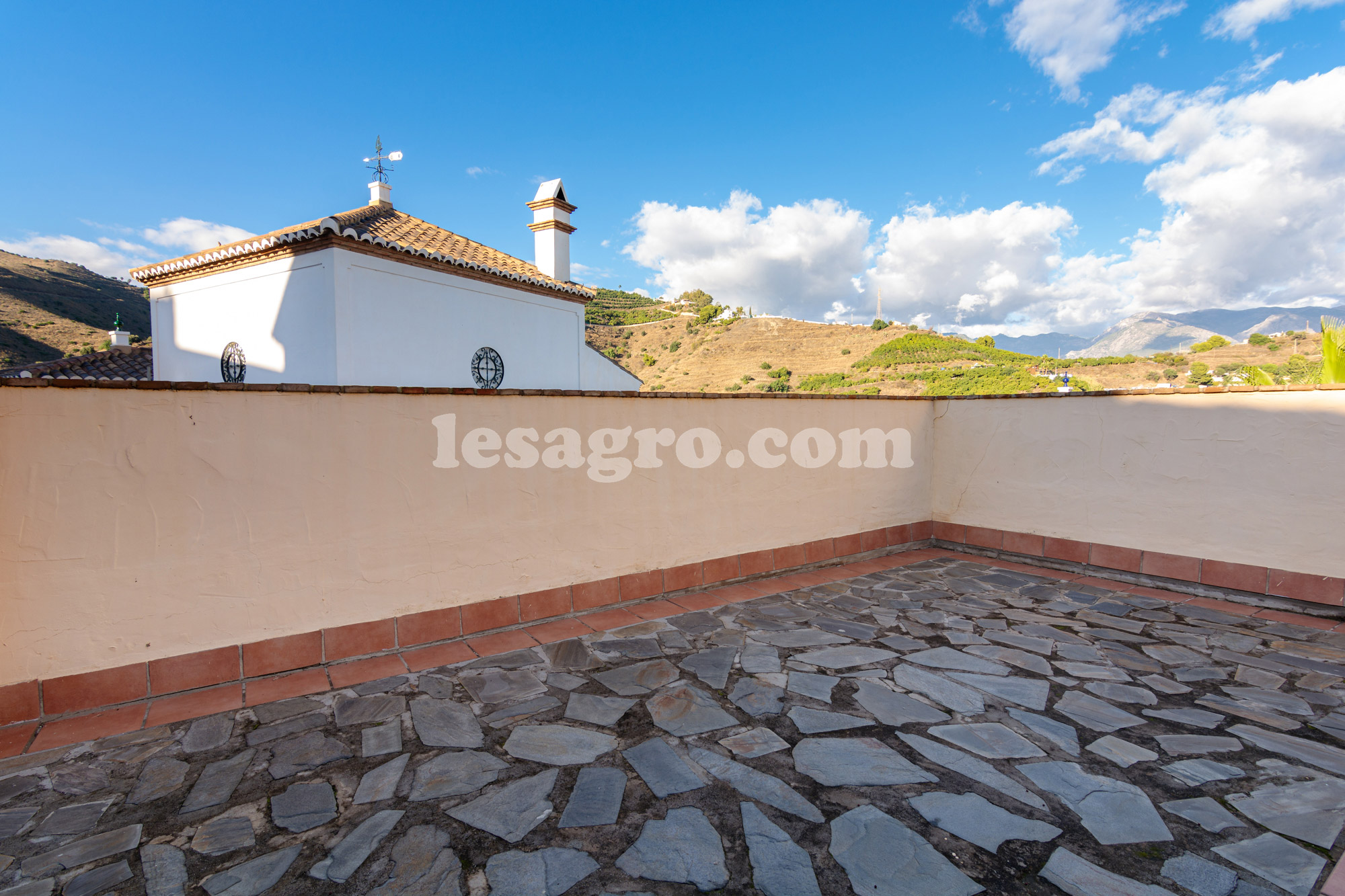 Lesagro - for sale-Beautiful 4 bedroomed detached villa-tamango hill-nerja -torrox