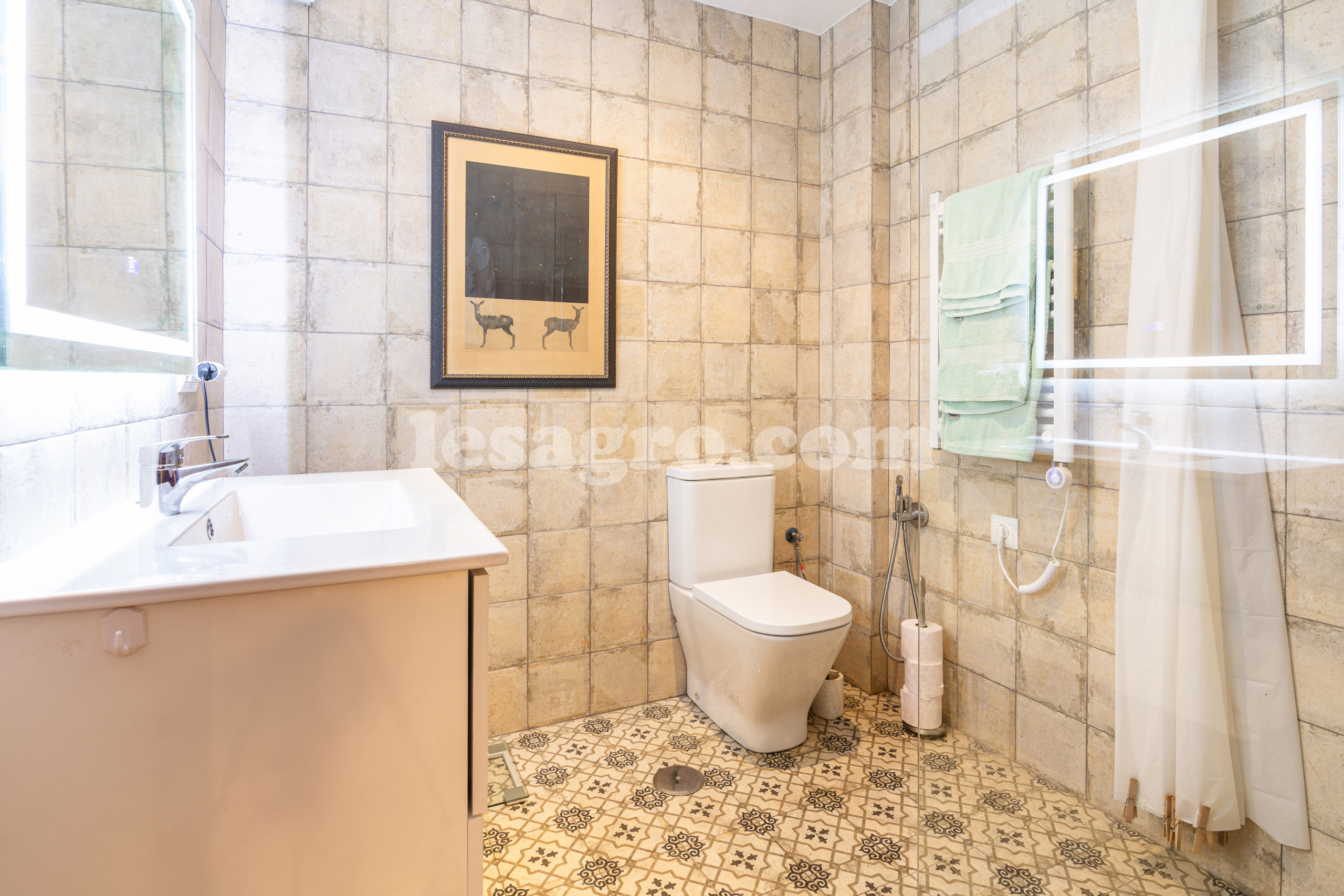 Apartment with beautiful views in Nerja for sale