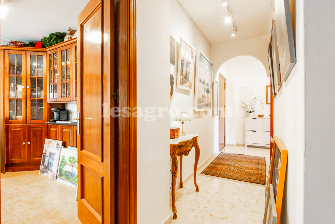 Apartment with beautiful views in Nerja for sale