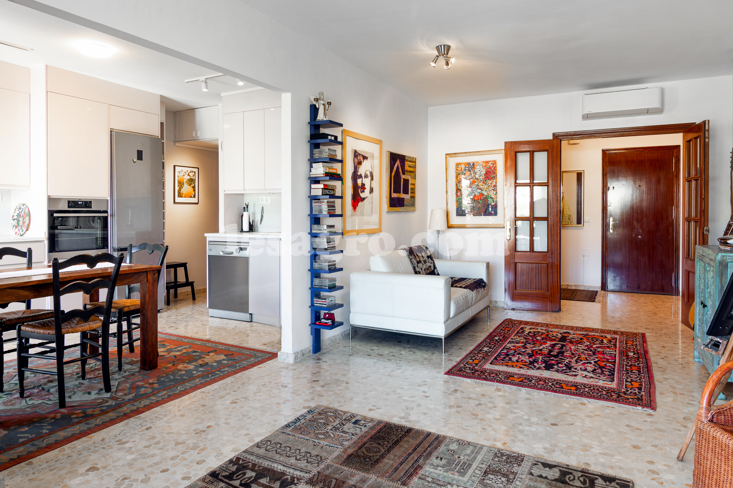 Apartment with beautiful views in Nerja for sale