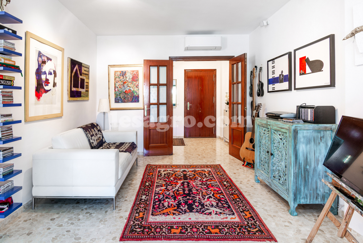 Apartment with beautiful views in Nerja for sale