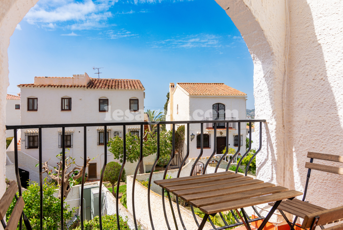 semi detached town house with garden in El Capistrano Village for sale